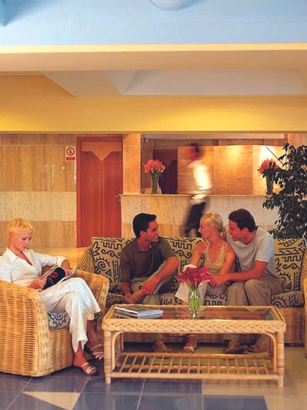 Apartamentos Formentera I