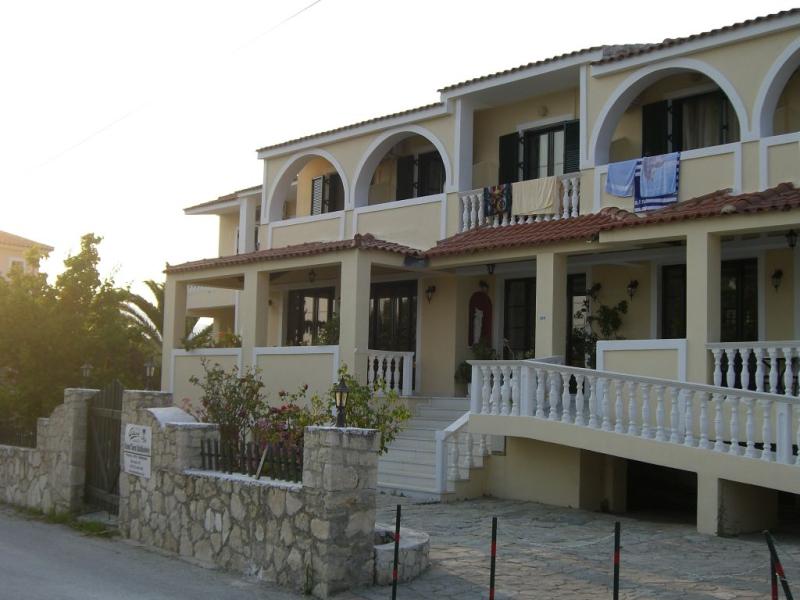 Bozikis Palace