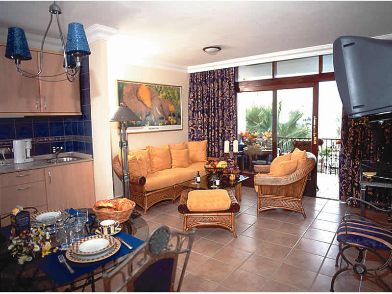 Sunsuites Carolina