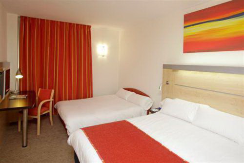 Holiday Inn Express Girona