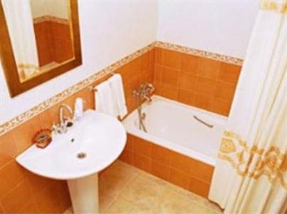 Juan Francisco Hotel Guejar Sierra