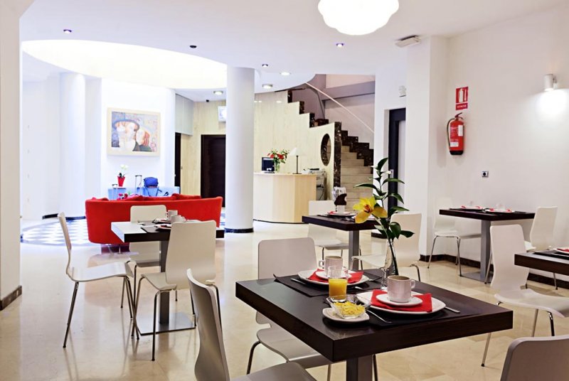 Apartamentos Los Girasoles II