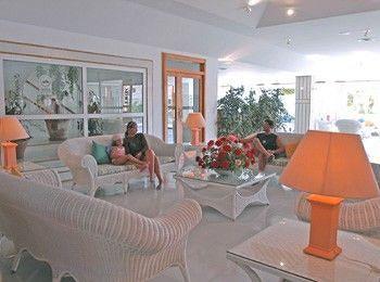 Invisa Hotel Club Cala Blanca