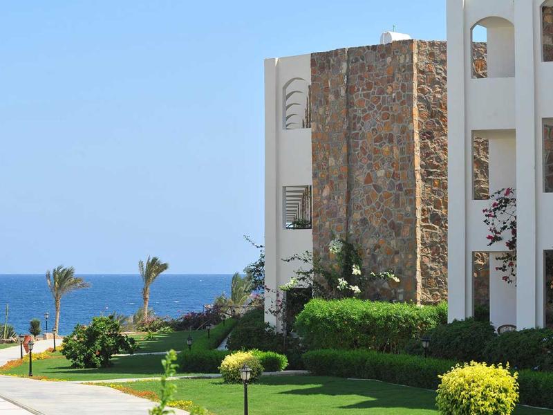 Royal Brayka Beach Resort