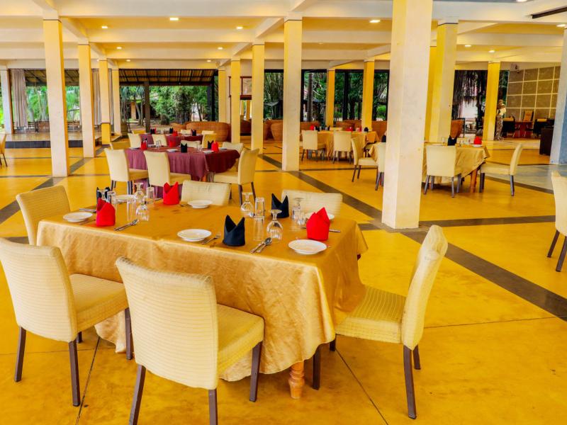 Kumudu Valley Resort