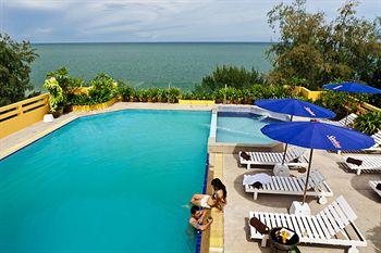 FuramaXclusive Sandara Hua Hin at Cha-am Beach