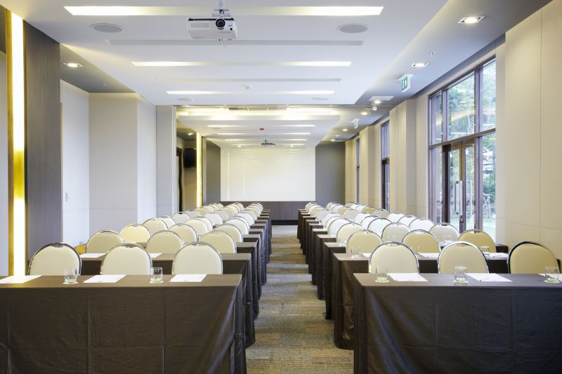 Ibis Bangkok Riverside