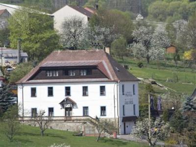 Hotel Stara Skola