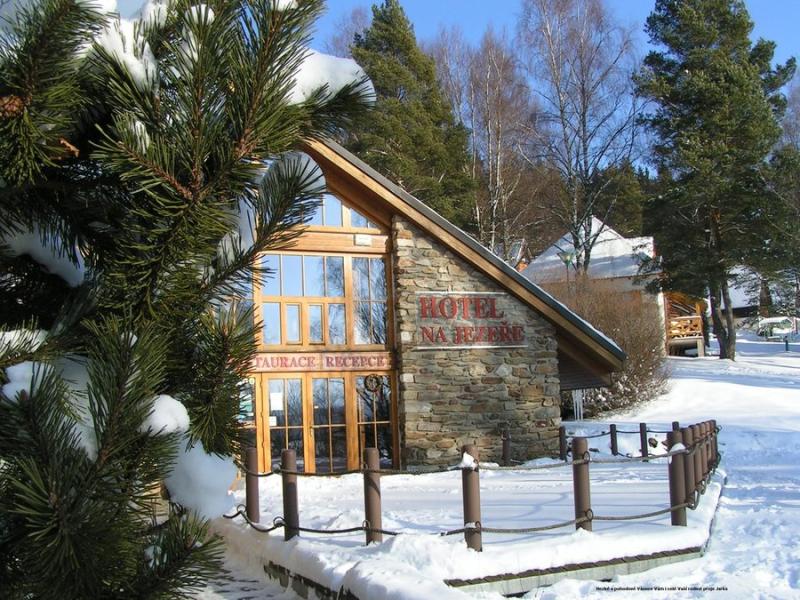 EA Hotel Na Jezere