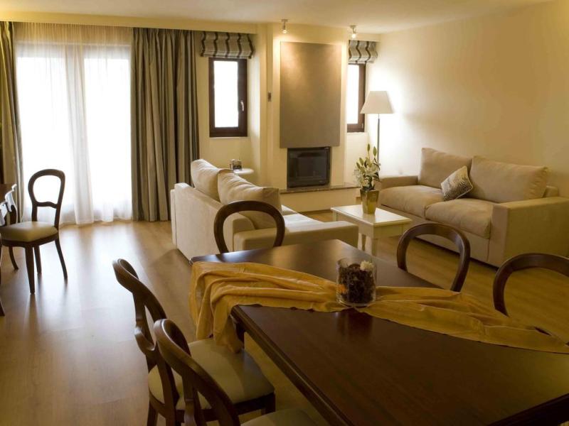 Valis Hotel