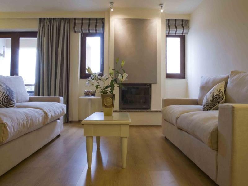 Valis Hotel