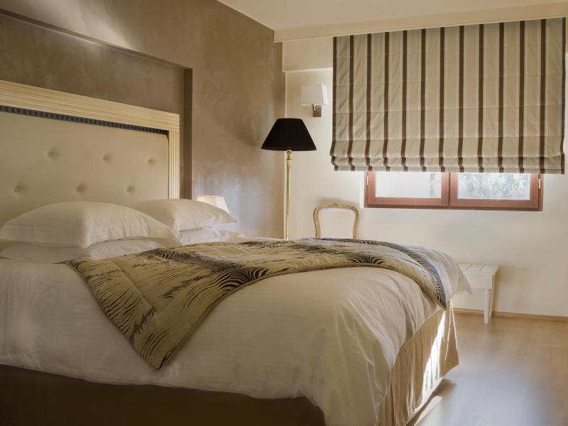 Valis Hotel