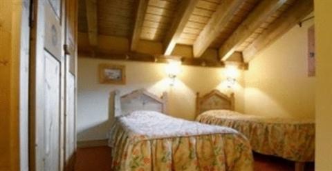 Les Chalets De La Mouria