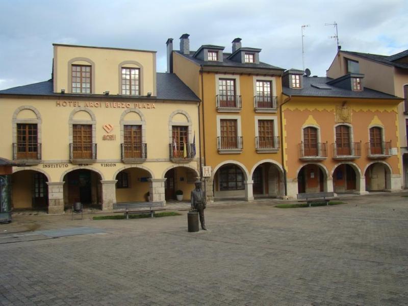 Aroi Bierzo Plaza