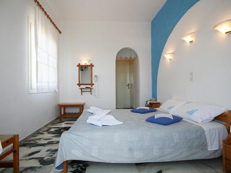 Aghia Anna Hotel