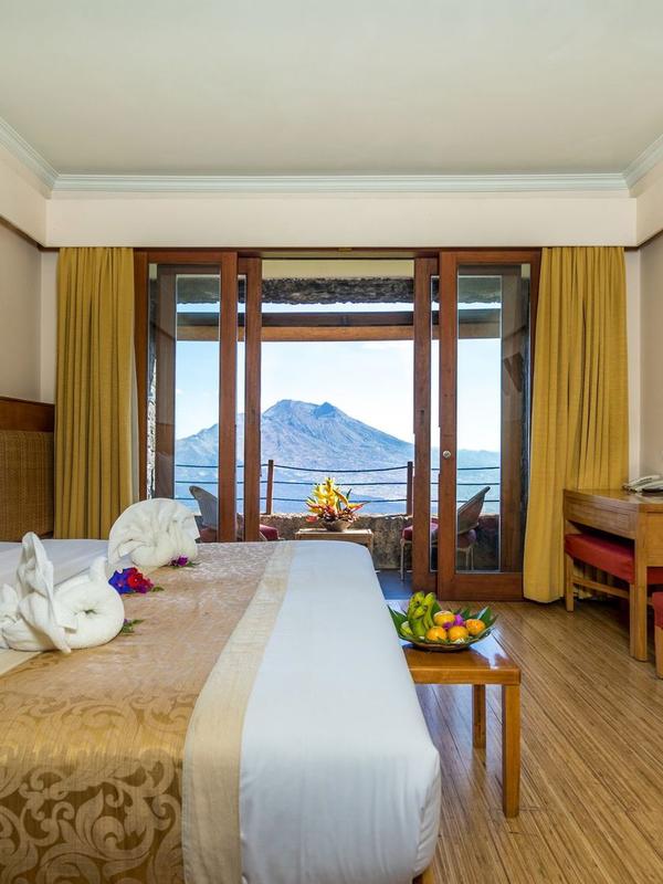 Lakeview Hotel & Restaurant