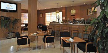 Globales De los Reyes Hotel