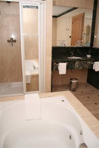 Tryp Los Angeles
