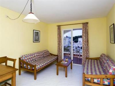 Ola Apartamentos Es Ravells d’Or