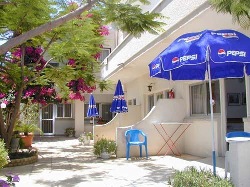 C & A Tourist Apartments