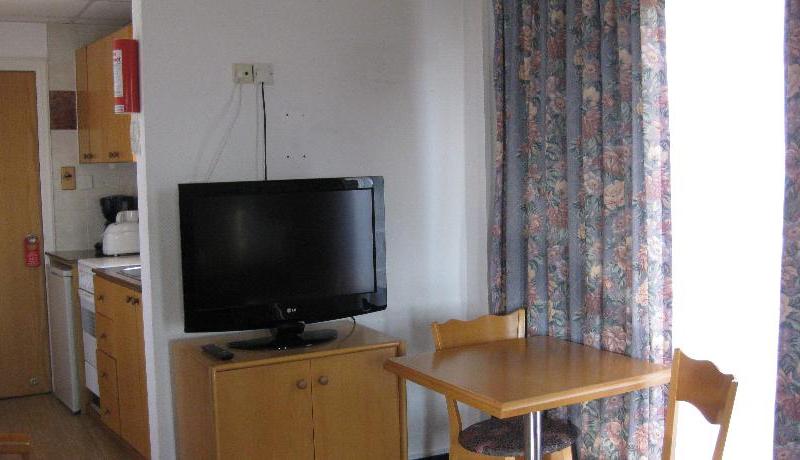 A Chrielka Hotel Suites