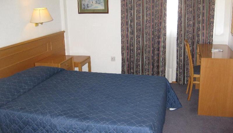 A Chrielka Hotel Suites