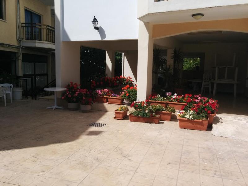 Mariela Hotel Apartments