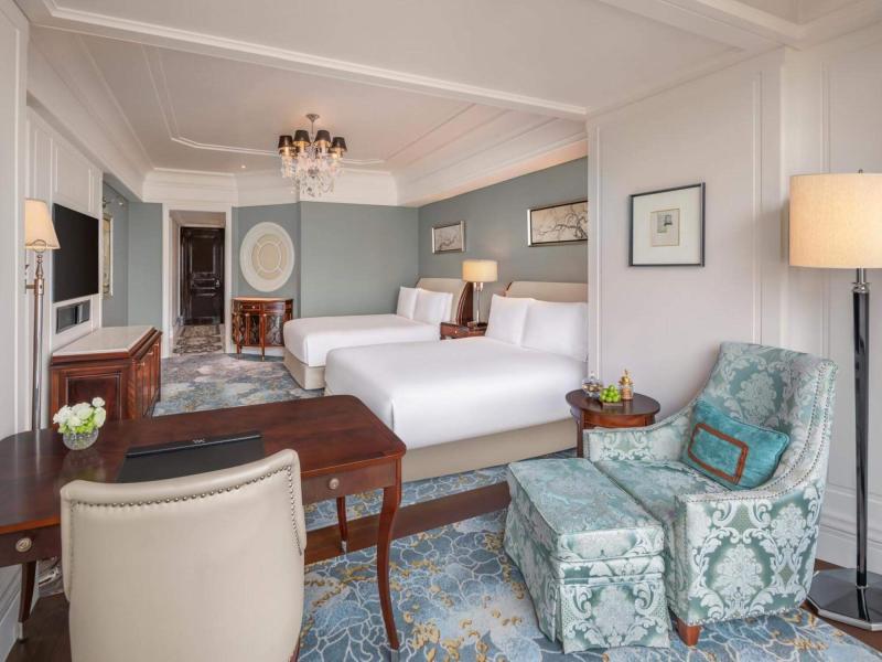 Waldorf Astoria Shanghai on the Bund