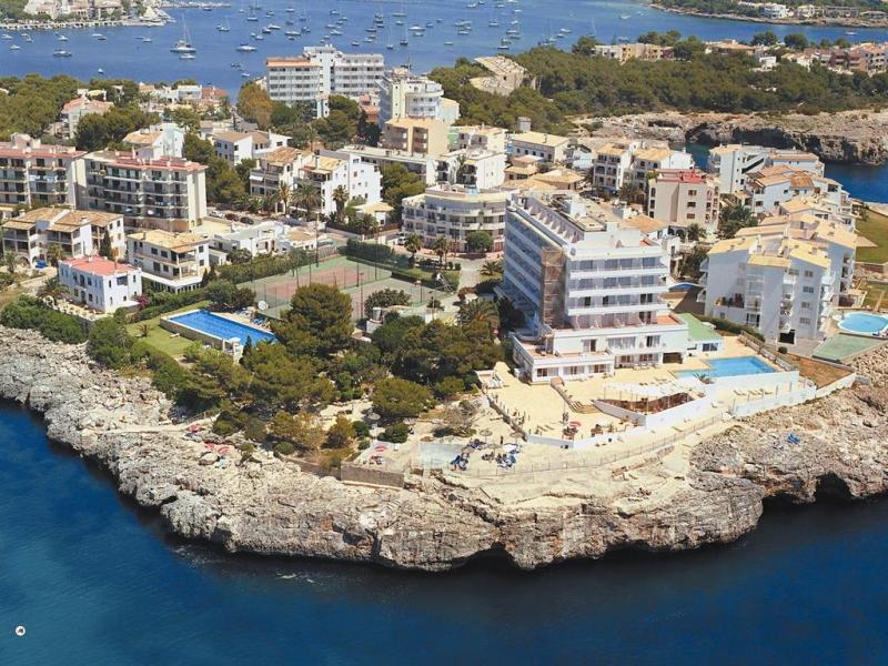 JS Cape Colom