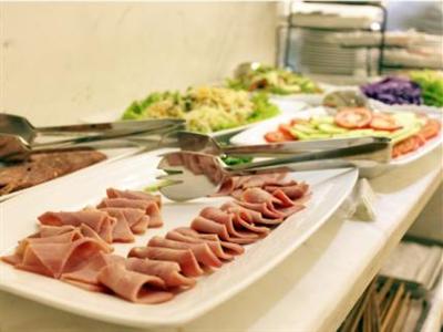 May De Ville Old Quarter