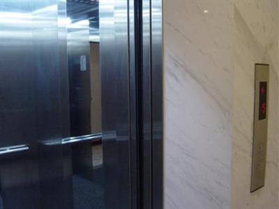 May De Ville Old Quarter