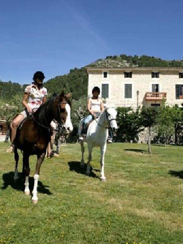 EcoHotel & Spa Monnaber Nou