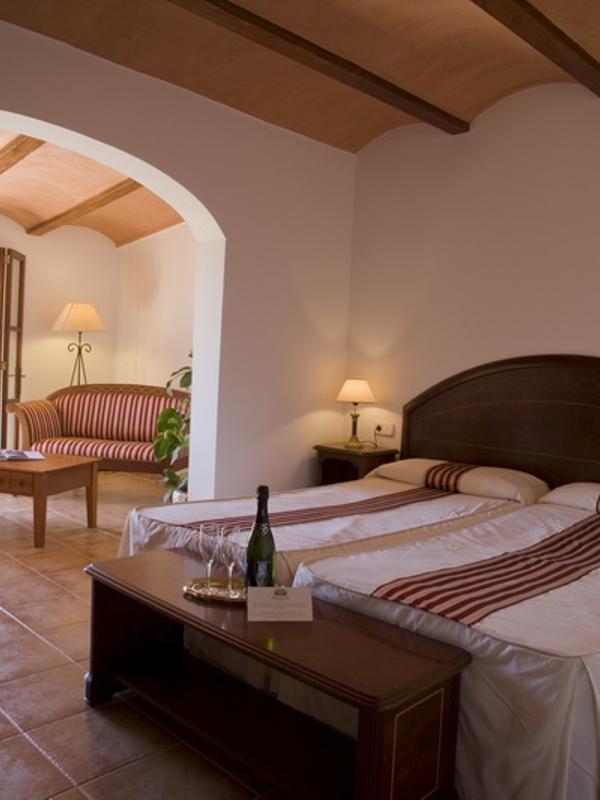 EcoHotel & Spa Monnaber Nou