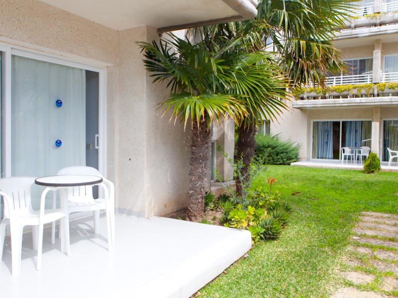 Puerto Azul Suite Hotel