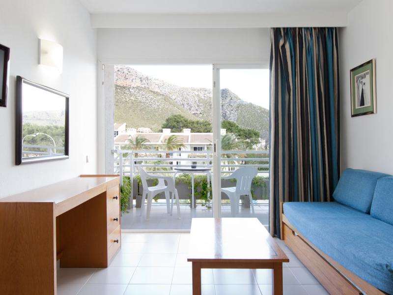 Puerto Azul Suite Hotel