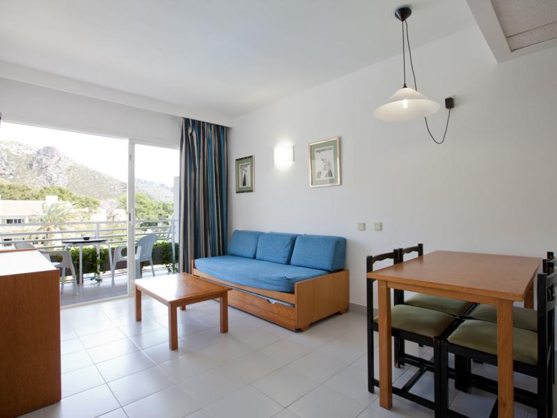Puerto Azul Suite Hotel