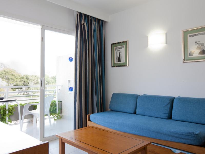 Puerto Azul Suite Hotel
