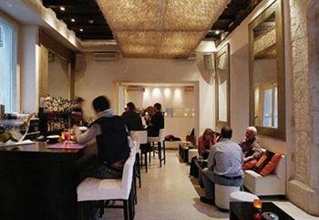 Puro Hotel