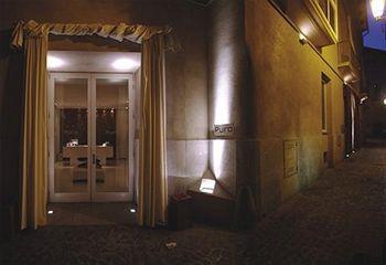 Puro Hotel