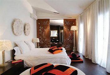 Puro Hotel