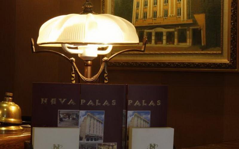 Neva Palas
