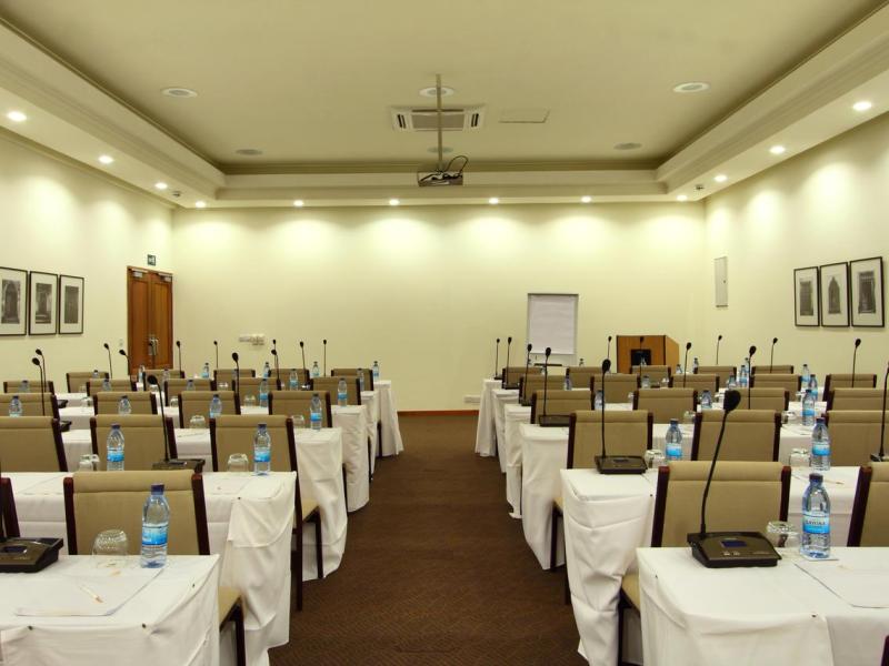 Sea Cliff Resort & Spa