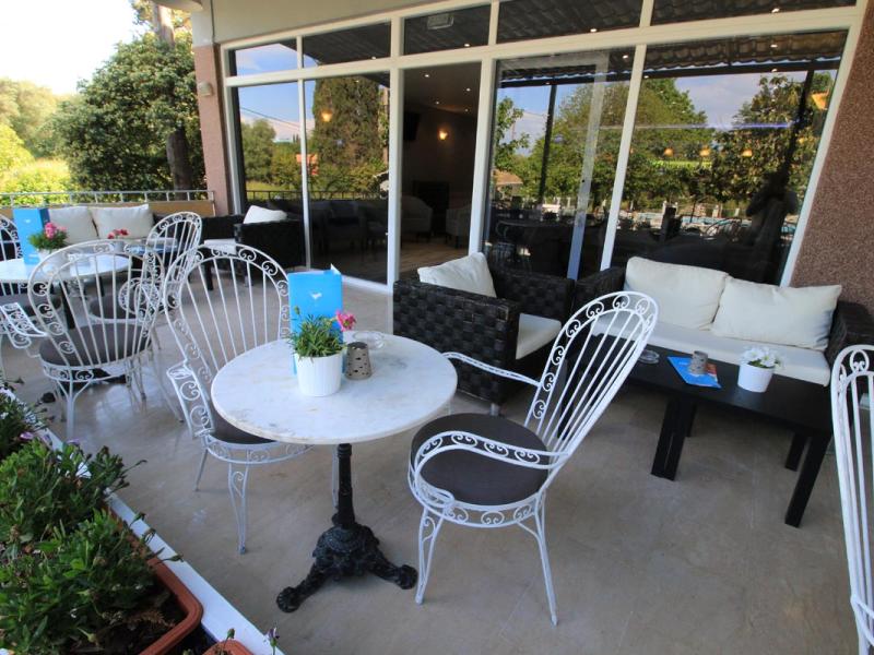 Silver Bay Hotel