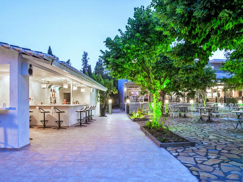 Silver Bay Hotel