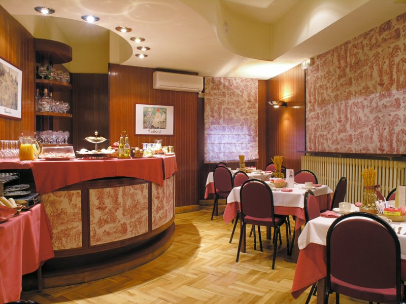 Sercotel Leyre Hotel