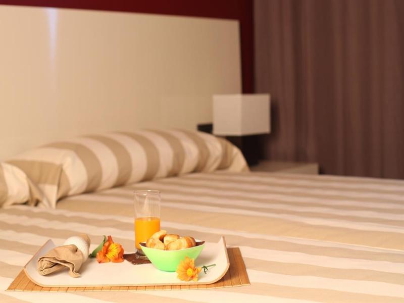 AH San Fermin Suites