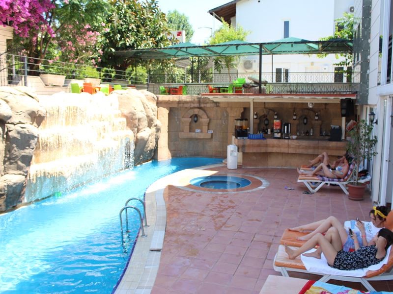 Britannia Hotel & Villas