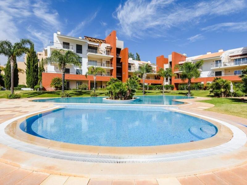 Palm Village Apartamentos