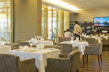 Bayside Salgados Golf & Beach Hotel