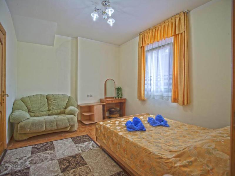 Гостиничный комплекс Орешник (ул. Павлова)